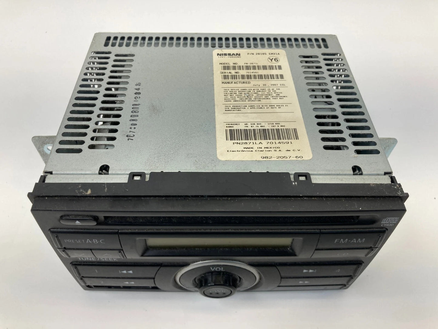 2007-2009 NISSAN VERSA RADIO AM FM CD PLAYER DASH RECEIVER UNIT 28185-EM31A OEM