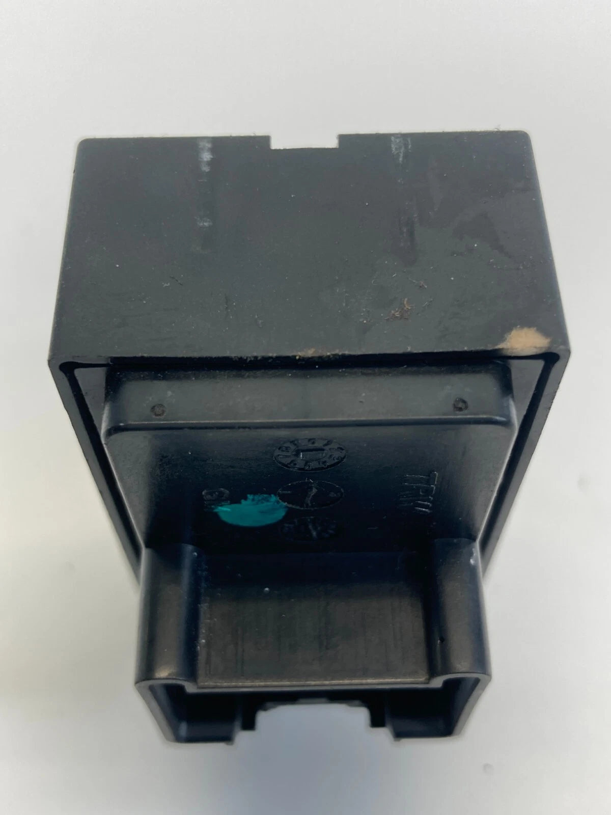 2013-2015 CHEVROLET MALIBU REAR LEFT SIDE DOOR POWER WINDOW SWITCH 20933566 OEM