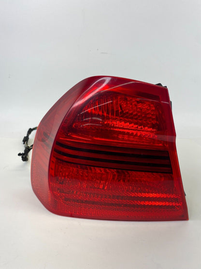 2007 2008 BMW 328xi Rear Left Side Exterior Outer Taillight Lamp I090028 OEM