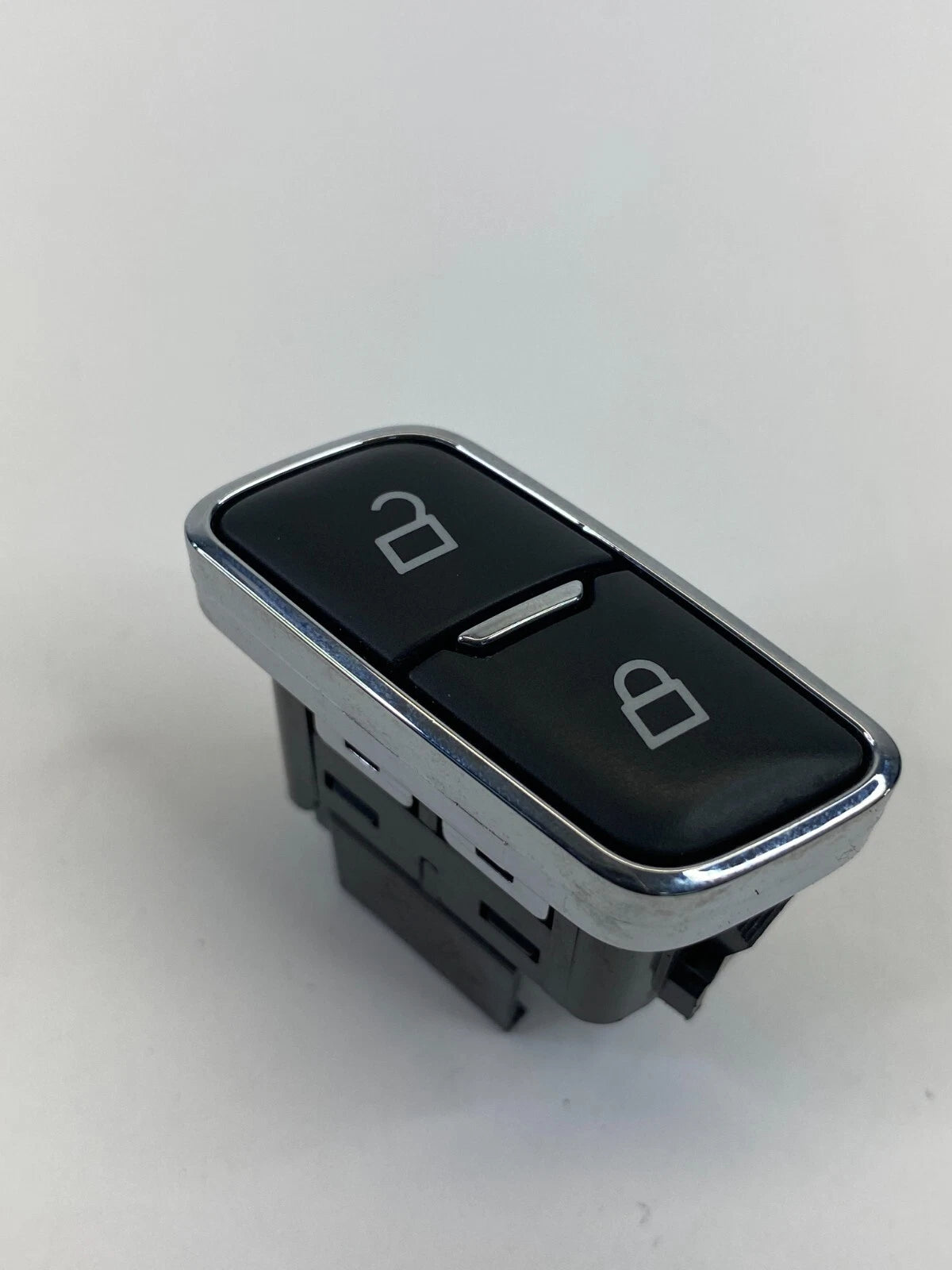 2013-2023 EXPLORER INTERCEPTOR SUV FRONT RIGHT DOOR LOCK SWITCH BB5T-14017-CCW