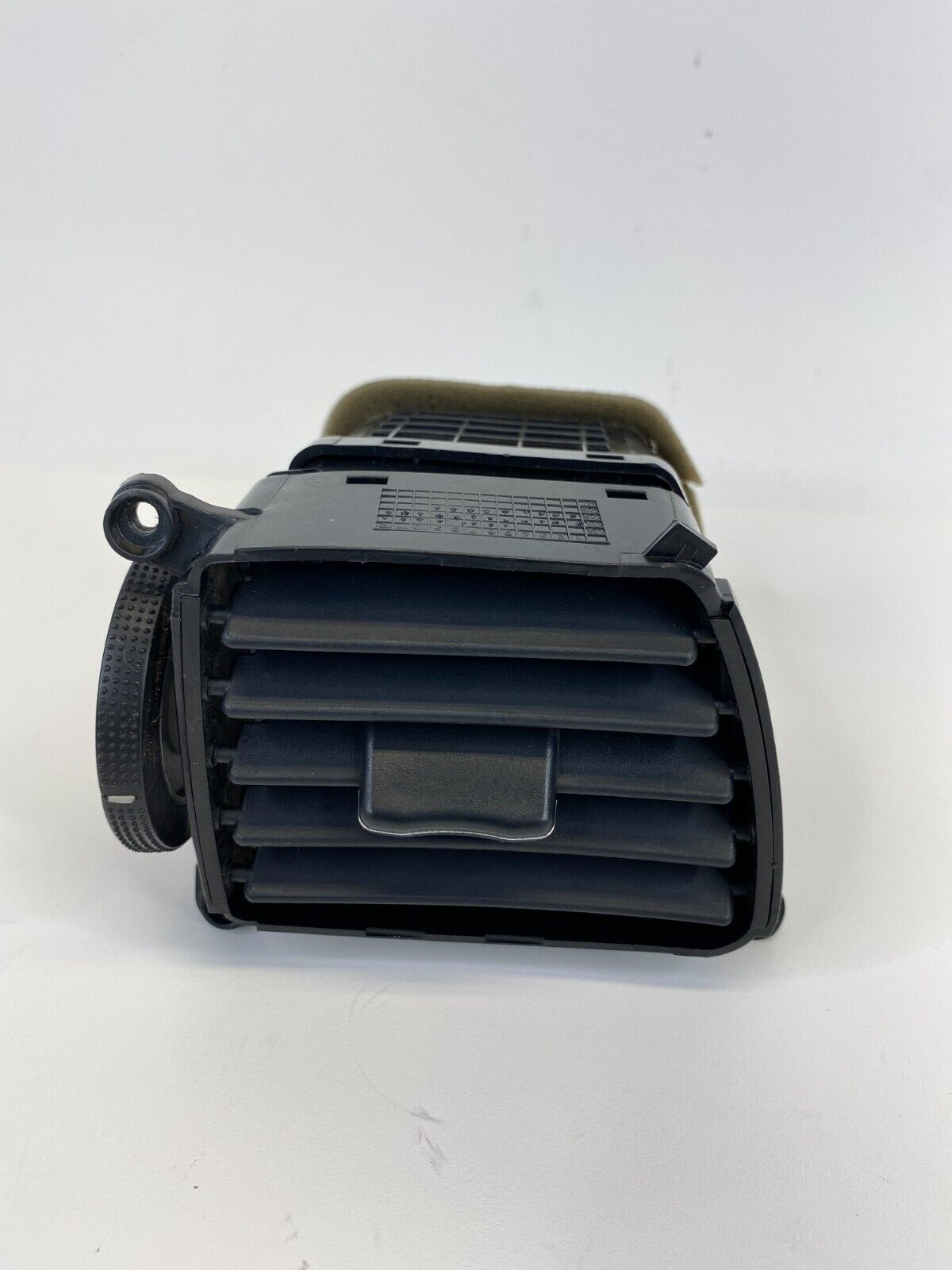 2000-2006 Hyundai Elantra Front Left Driver Side Dash Outer Air Vent Grille OEM