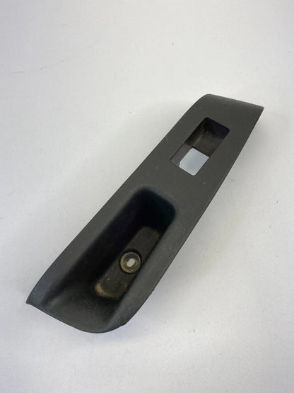 2009-2014 NISSAN CUBE REAR RIGHT DOOR WINDOW SWITCH BEZEL OEM 82960-1FA0A