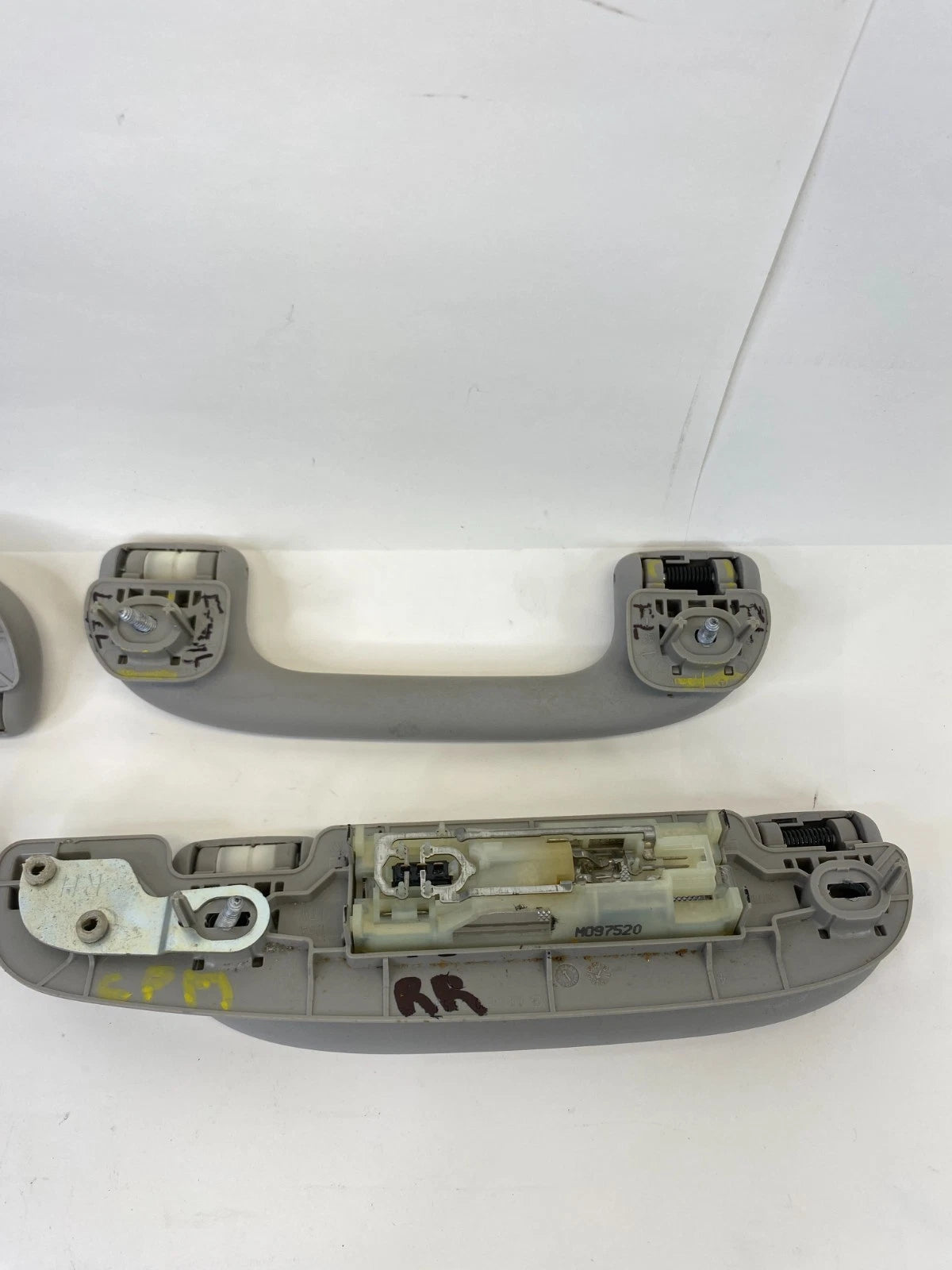 2007-2012 MERCEDES GL450 INTERIOR ROOF GRAB HANDLES WITH LIGHTS SET OF 4 OEM