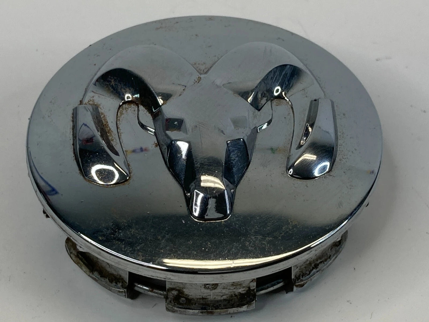 2005-2010 DODGE RAM 1500 WHEEL HUBCAP CENTER CAP HUB CAP COVER 05290814AA OEM