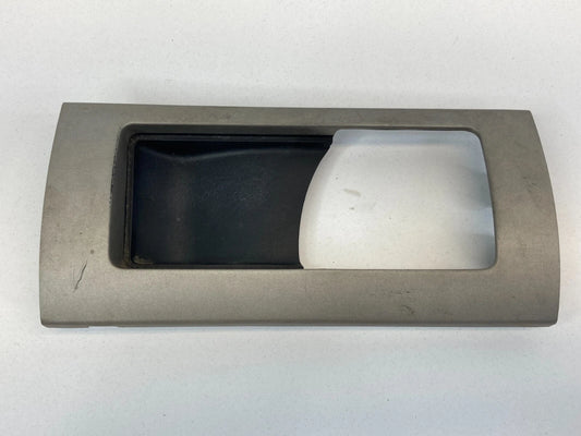 2003-2006 LINCOLN NAVIGATOR REAR RIGHT SIDE INNER DOOR HANDLE BEZEL TRIM COVER