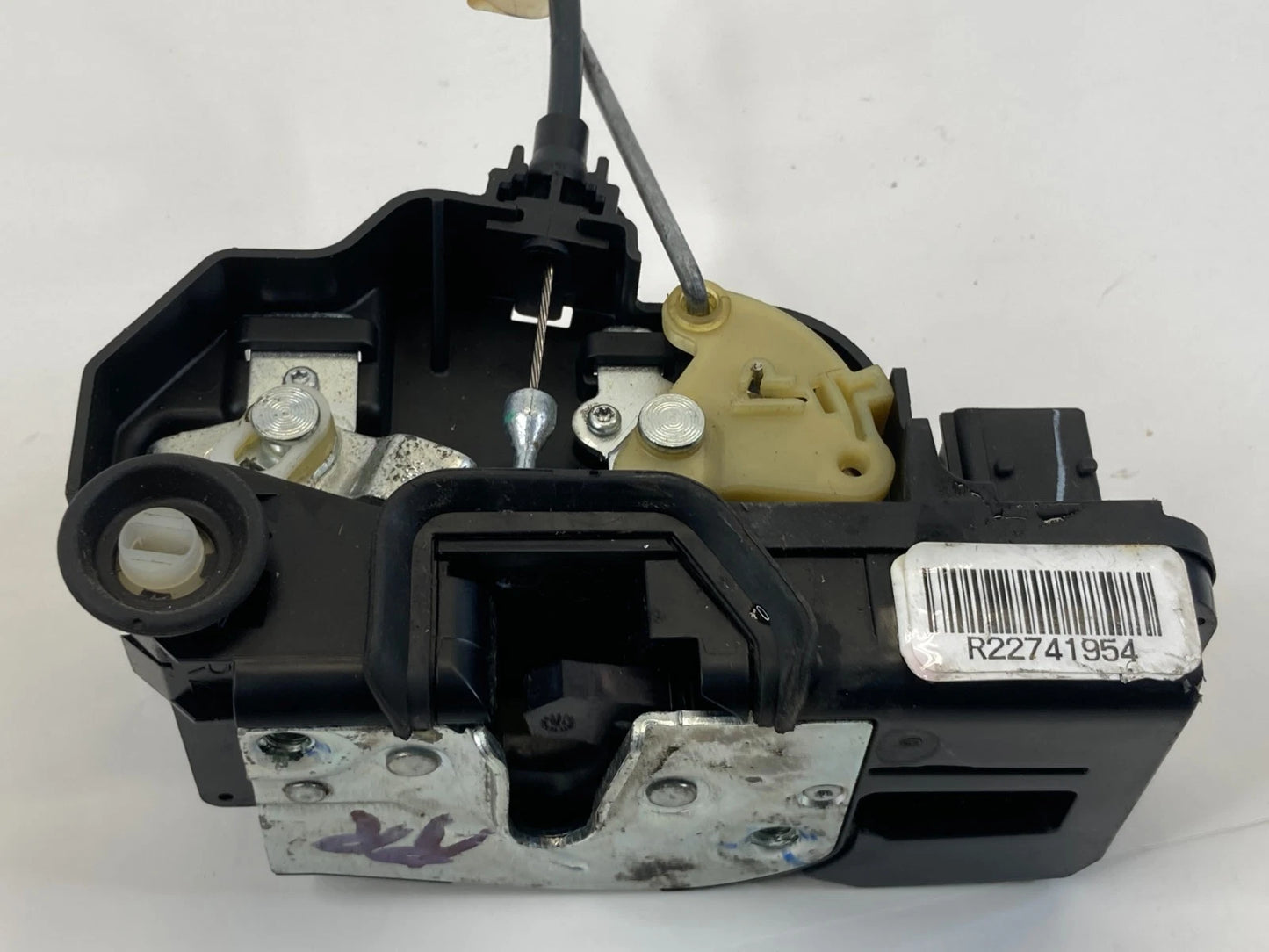 05-11 CADILLAC STS REAR RIGHT BACK DOOR LOCK LATCH RELEASE ACTUATOR 22741954 OEM