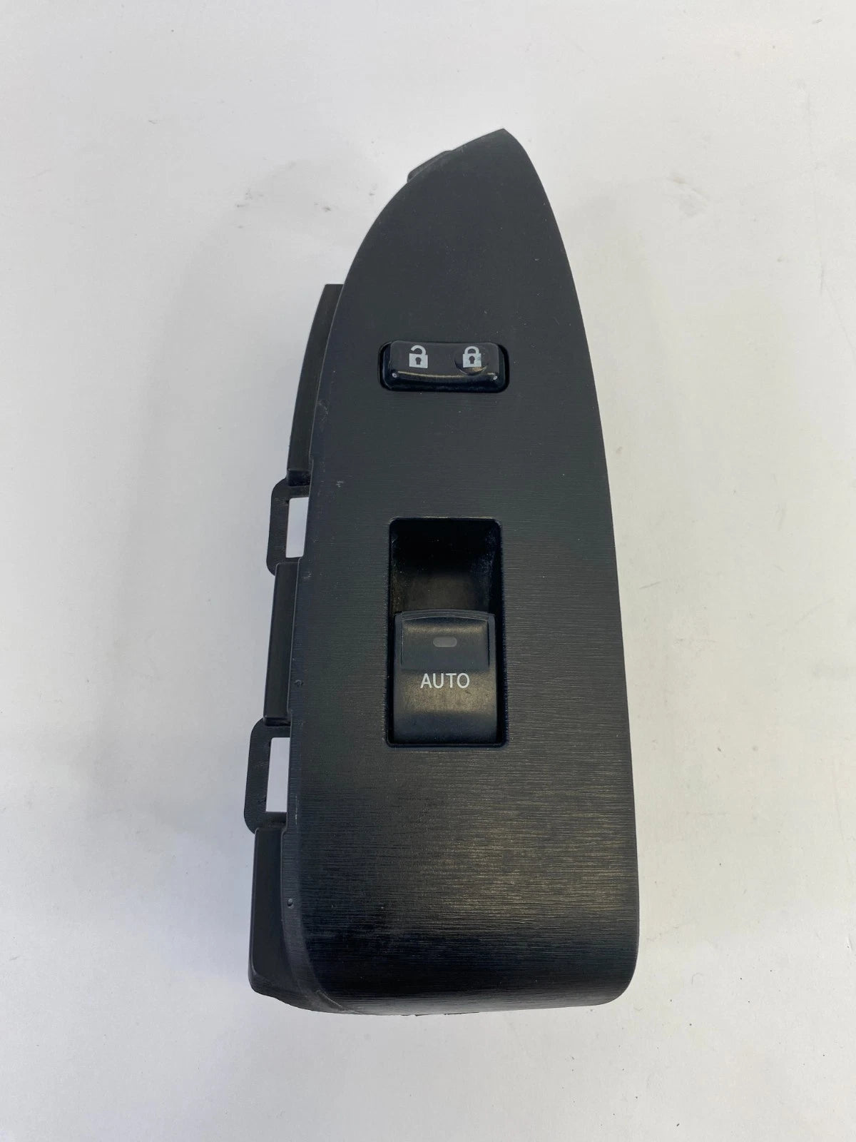 10-15 TOYOTA PRIUS FRONT RIGHT PASSEGER WINDOW SWITCH BEZEL TRIM 74231-47120 OEM