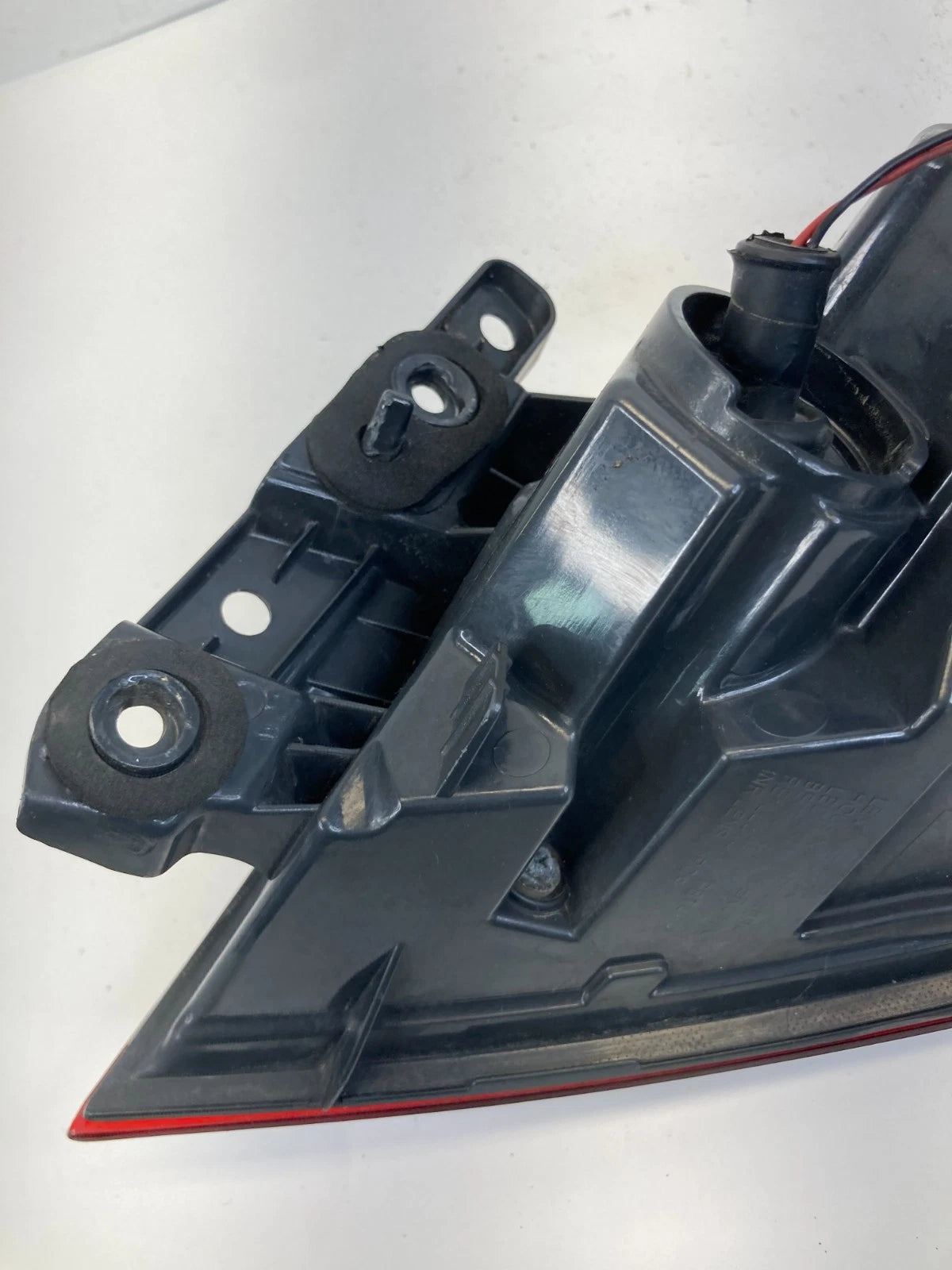 2015-2017 Chrysler 200 Rear Left Side Stop Turn Tail Light Lamp 68110361AA OEM