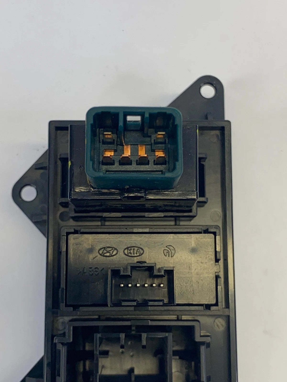 11-16 HYUNDAI ELANTRA LEFT DASH ACTIVE ECO DIMMER TRACTION CONTROL SWITCH OEM