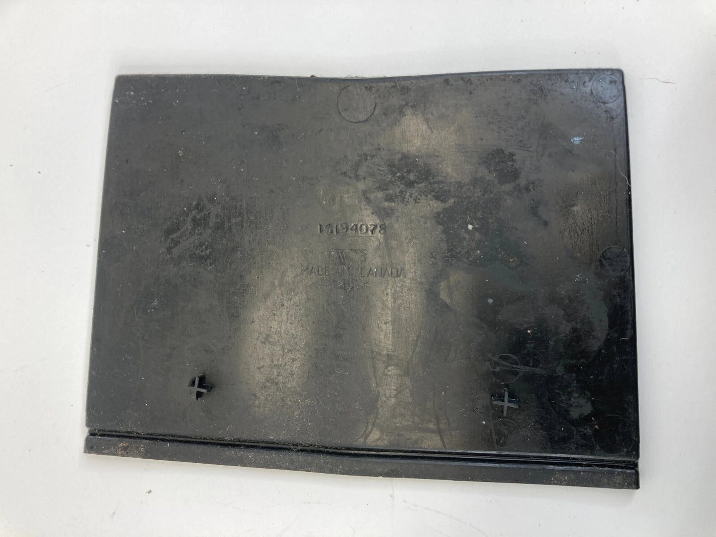 2003-2006 CHEVROLET AVALANCHE 1500 CENTER CONSOLE RUBBER MAT INSERT TRAY OEM