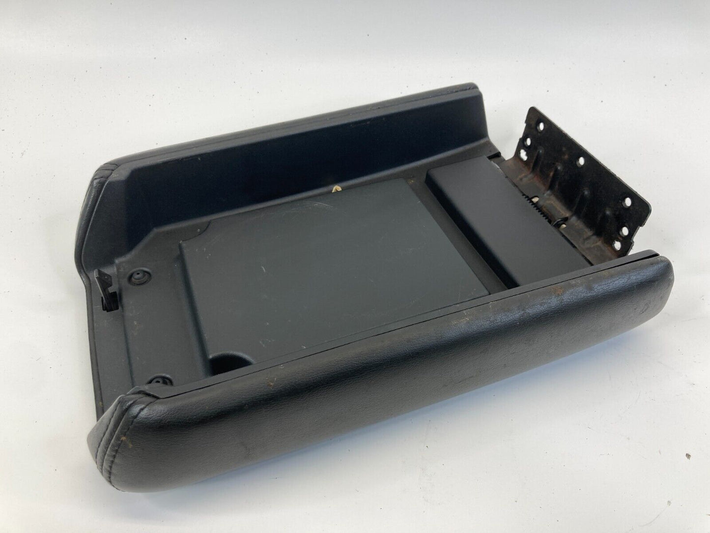 2009-2012 Chevrolet Traverse Center Console Armrest Top Lid Cover Assembly OEM