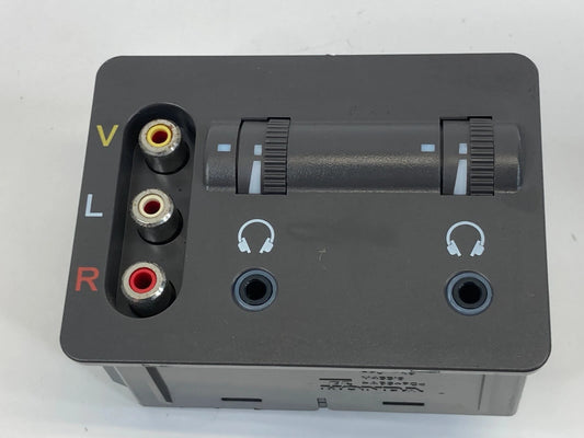 11 12 13 14 15 16 17 HONDA ODYSSEY VLR TV INPUT AUDIO HEADPHONE JACK M45519 OEM