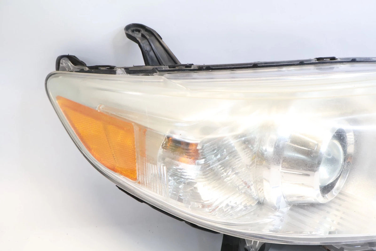 2011-2014 TOYOTA SIENNA RIGHT PASSENGER SIDE HID XENON HEADLIGHT HEAD LAMP OEM