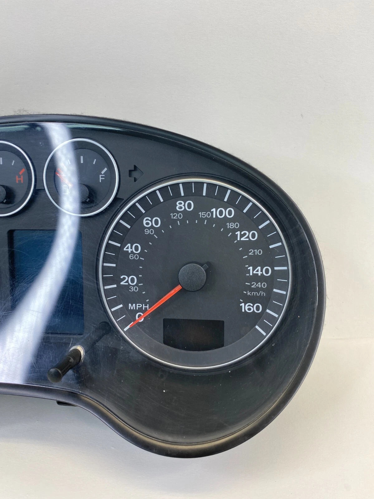 2007 2008 AUDI A3 MANUAL INSTRUMENT CLUSTER SPEEDOMETER 153K Miles 8P0920981N