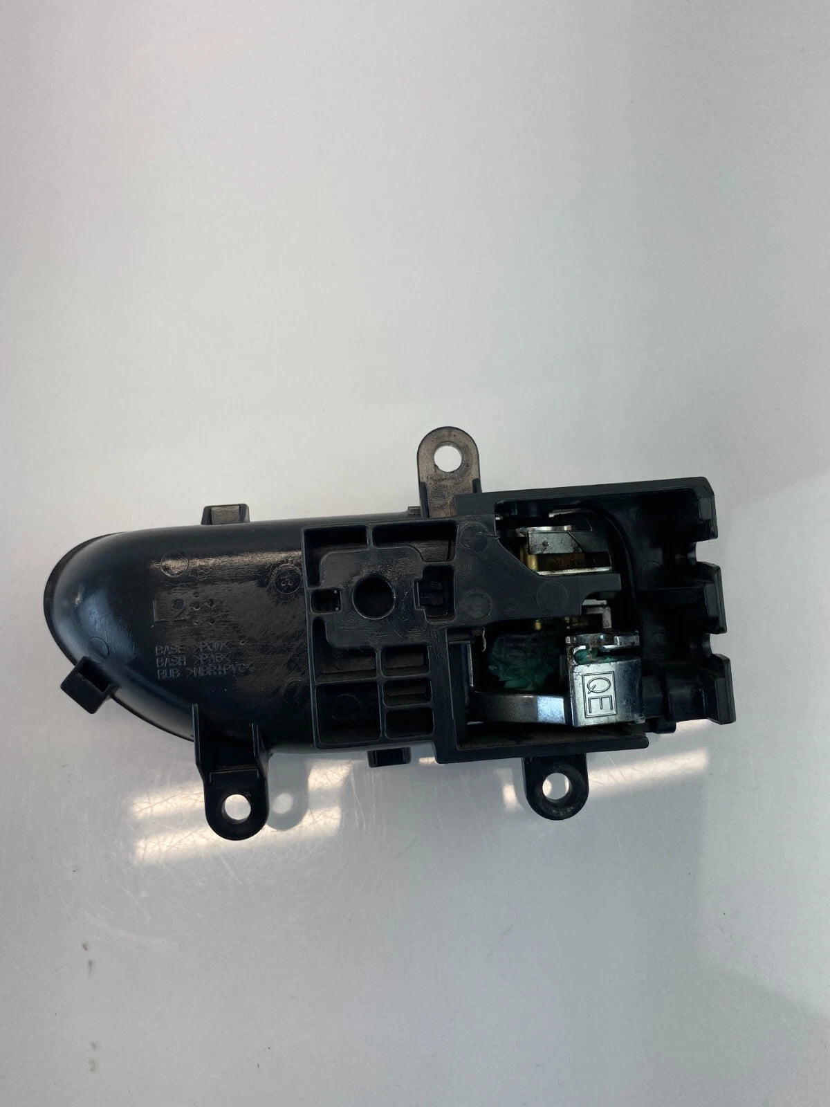 2005-2007 INFINITI G35 SEDAN REAR LEFT SIDE INTERIOR INNER DOOR HANDLE ASSEMBLY