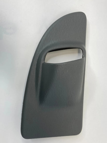 2004-2007 DODGE CARAVAN REAR LEFT SIDE SEAT BELT TRIM BEZEL 0RT33TRMAA OEM