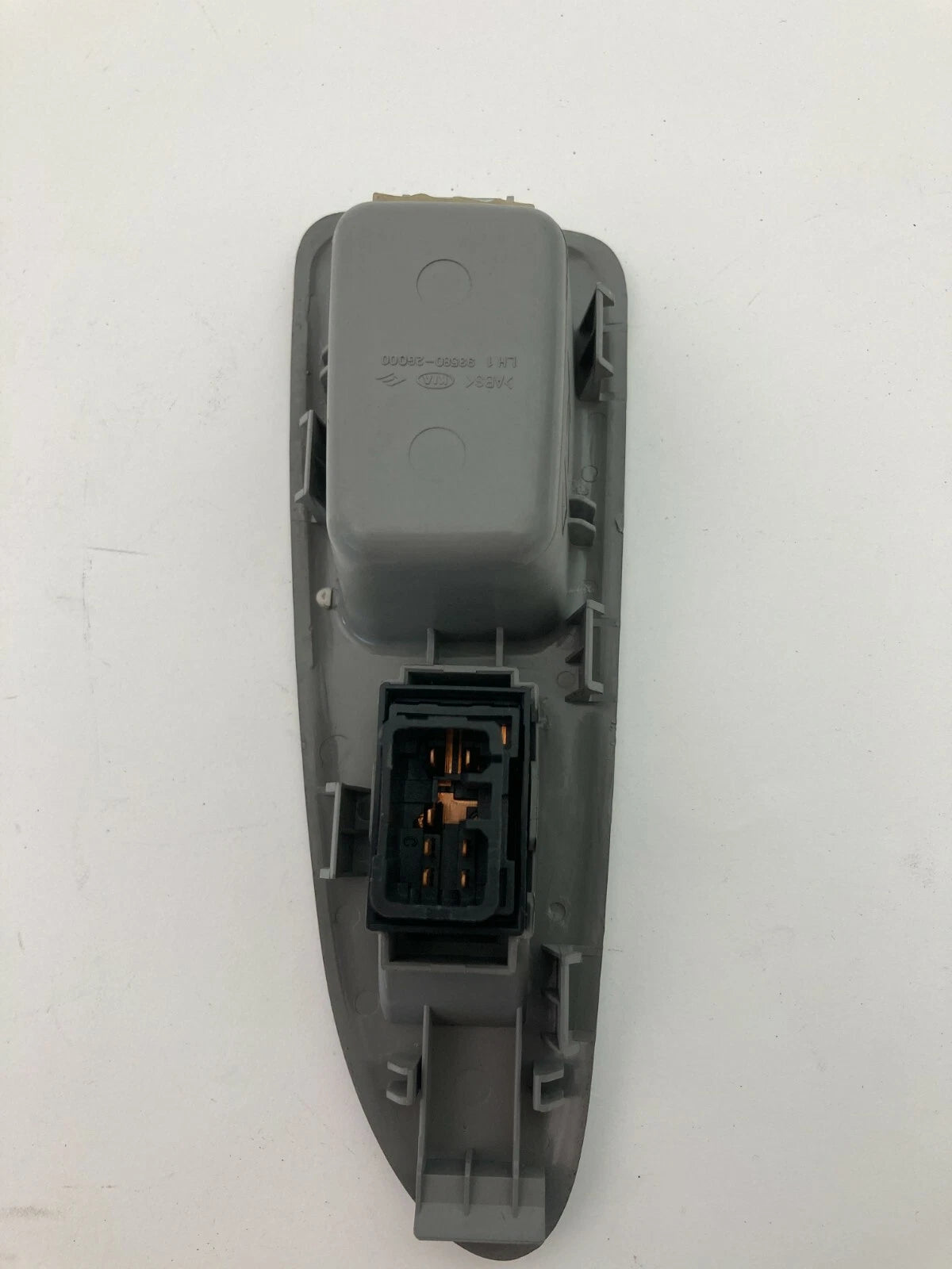 06-08 KIA OPTIMA REAR LEFT BACK DOOR WINDOW CONTROL SWITCH RR LH 93580-2G000 OEM