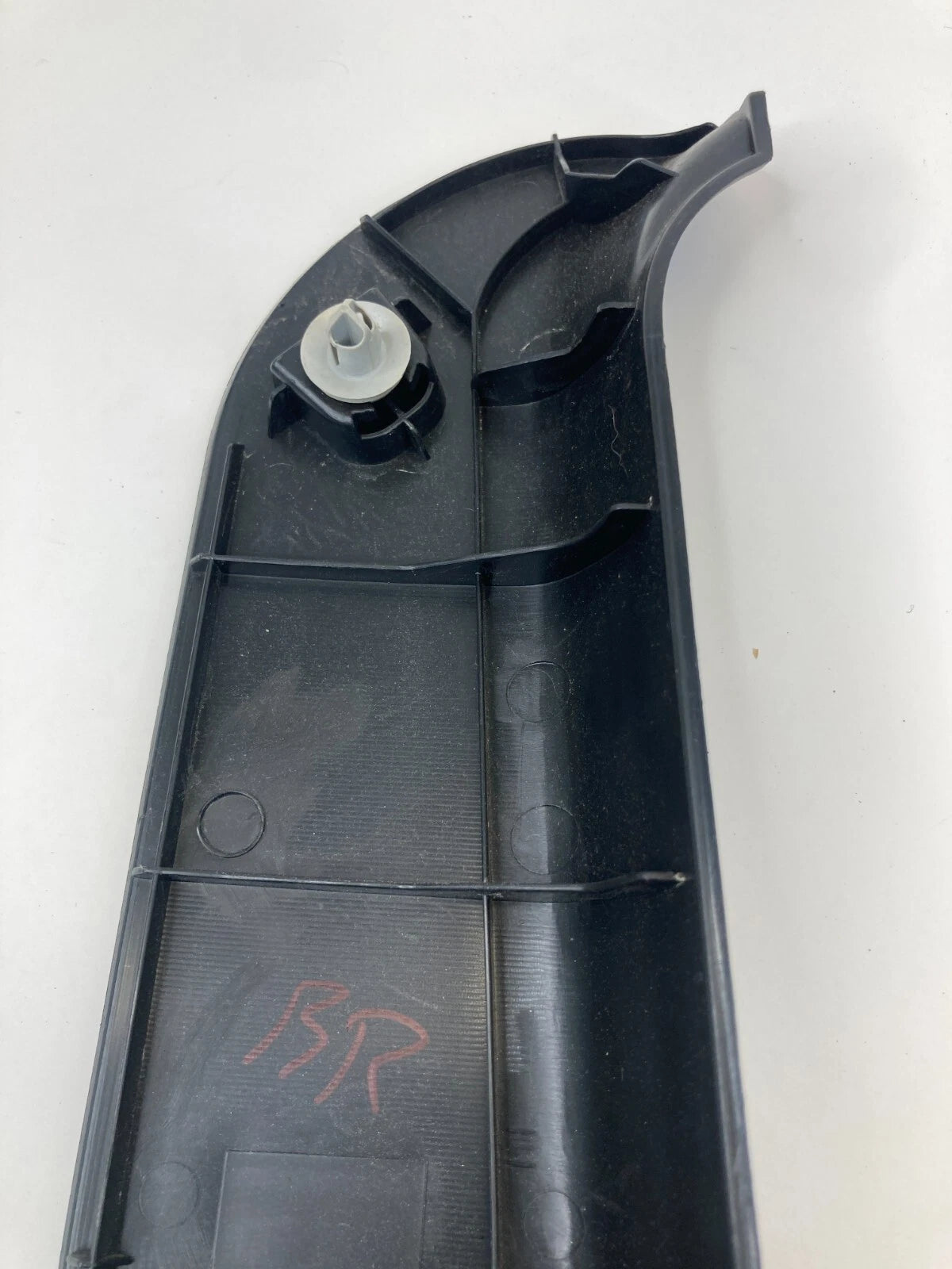 11-17 HONDA ODYSSEY REAR RIGHT SLIDE DOOR PILLAR TRIM COVER PANEL 83711-TK8-A010