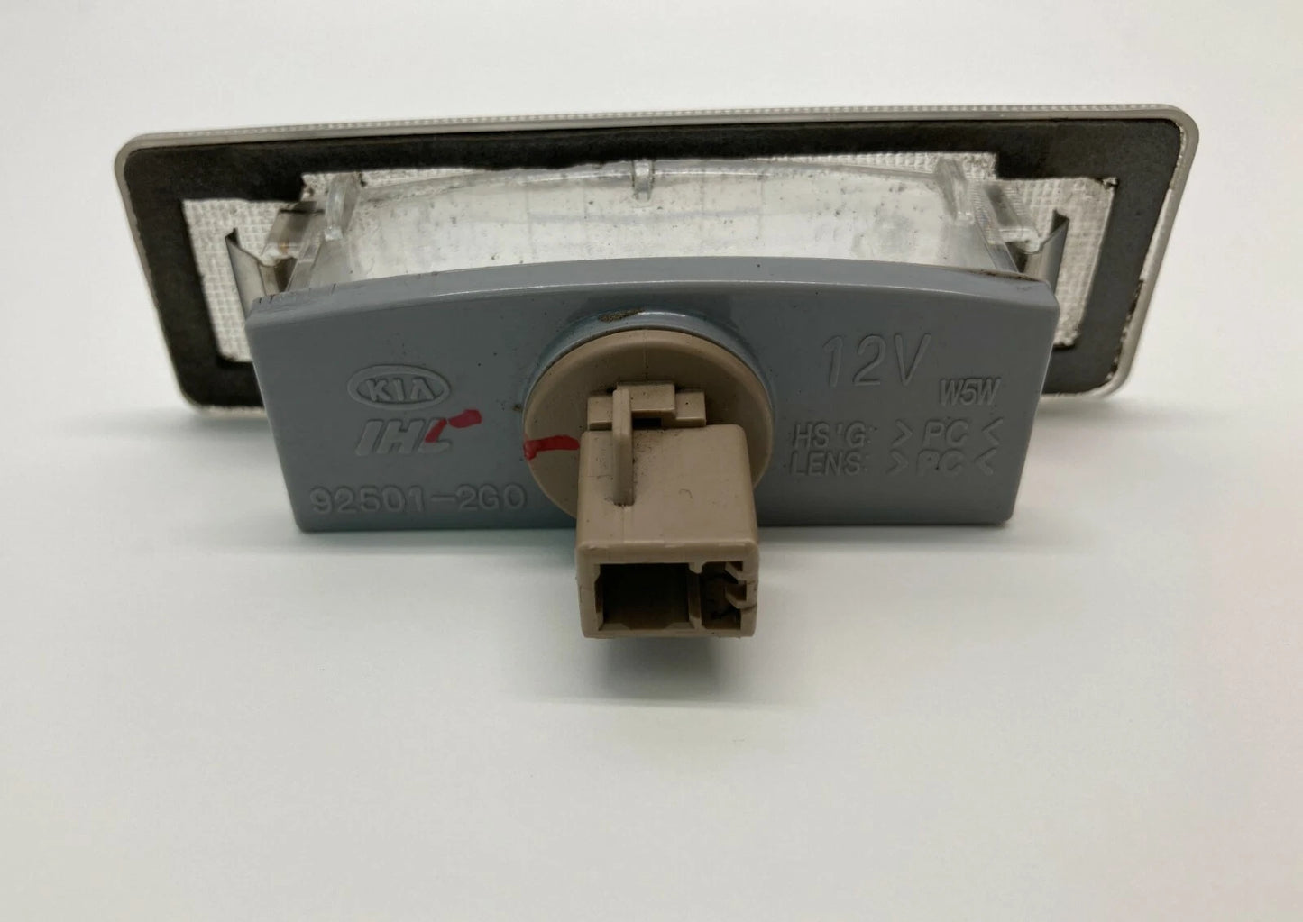 2011-2015 KIA OPTIMA HYBRID LEFT LICENSE PLATE LIGHT LAMP ASSEMBLY 92501-2G0 OEM