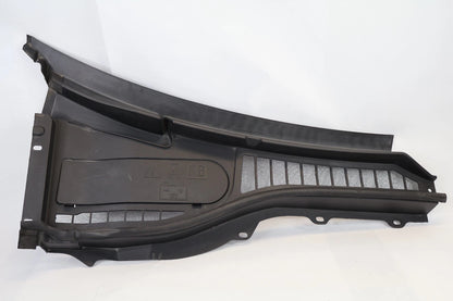 2020-2025 FORD EXPLORER WINDSHIELD COWL GRILLE RIGHT FACTORY LB5B-S02222-AGW OEM