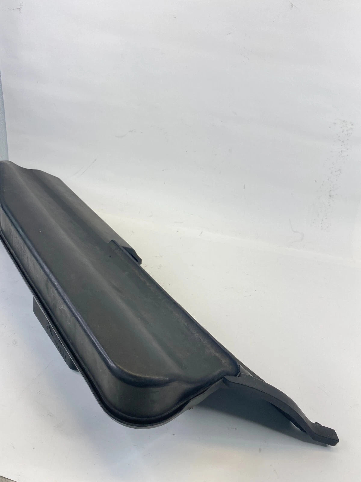 04-06 NISSAN MAXIMA 3.5L AT UPPER AIR INTAKE RESONATOR DUCT PIPE 16554-7Y010 OEM