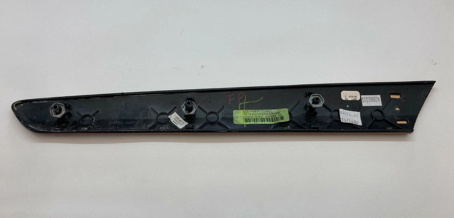 06-10 MERCEDES-BENZ R350 07-09 R320 FRONT RIGHT SIDE DOOR TRIM MOLDING PANEL OEM