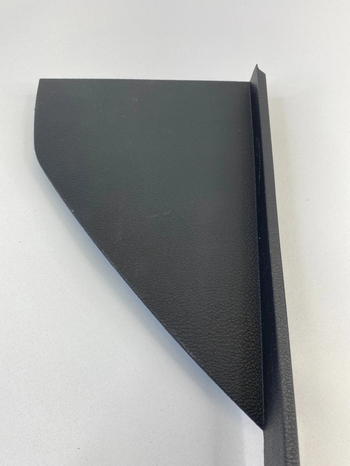 2009-2012 DODGE CALIBER FRONT RIGHT SIDE DASH END CAP COVER TRIM 1AV66TRMAB OEM