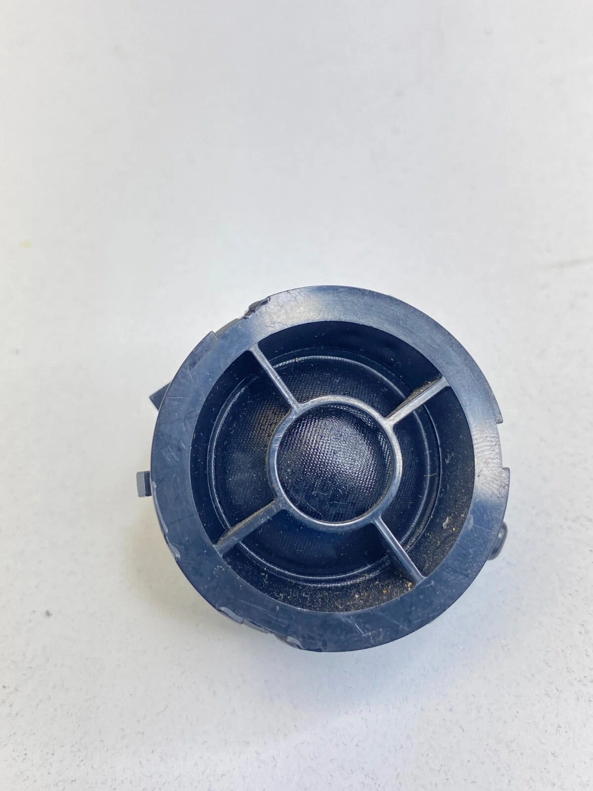 11-16 CHEVY CRUZE 13-20 SONIC FRONT RIGHT SIDE DOOR TWEETER SPEAKER 13240950 OEM