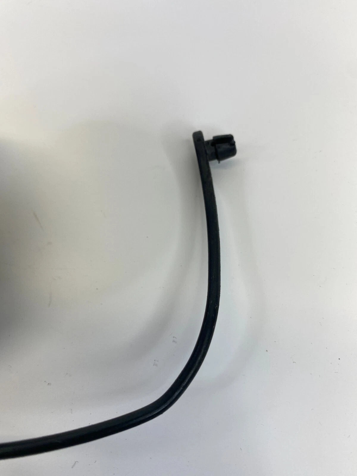 2009 2010 2011 KIA BORREGO FUEL FILLER GAS TANK CAP LID COVER OEM