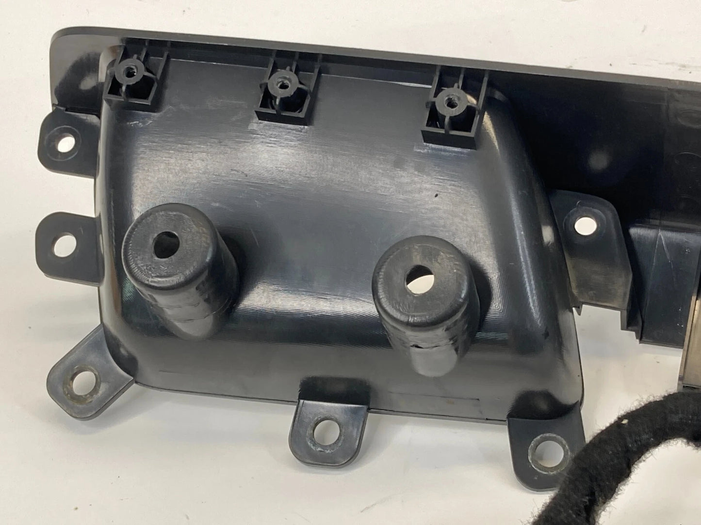 2012-2015 CHEVROLET CAPTIVA SPORT FRONT RIGHT DOOR WINDOW SWITCH W/ TRIM OEM