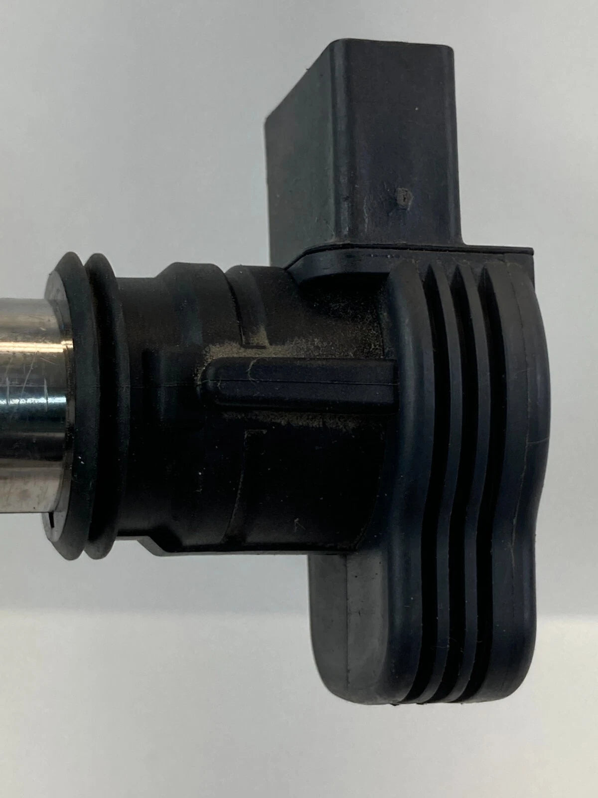 2009-2017 VOLKSWAGEN TIGUAN SUV TURBO 2.0 GAS ENGINE IGNITION COIL 07K-905-715-G
