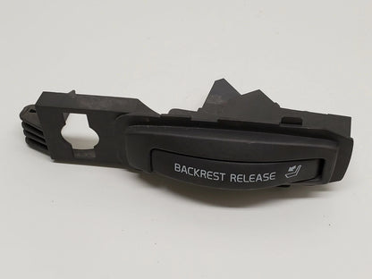 2001-2009 VOLVO S60 REAR RIGHT SEAT FOLD DOWN RELEASE HANDLE RH 9188721 OEM