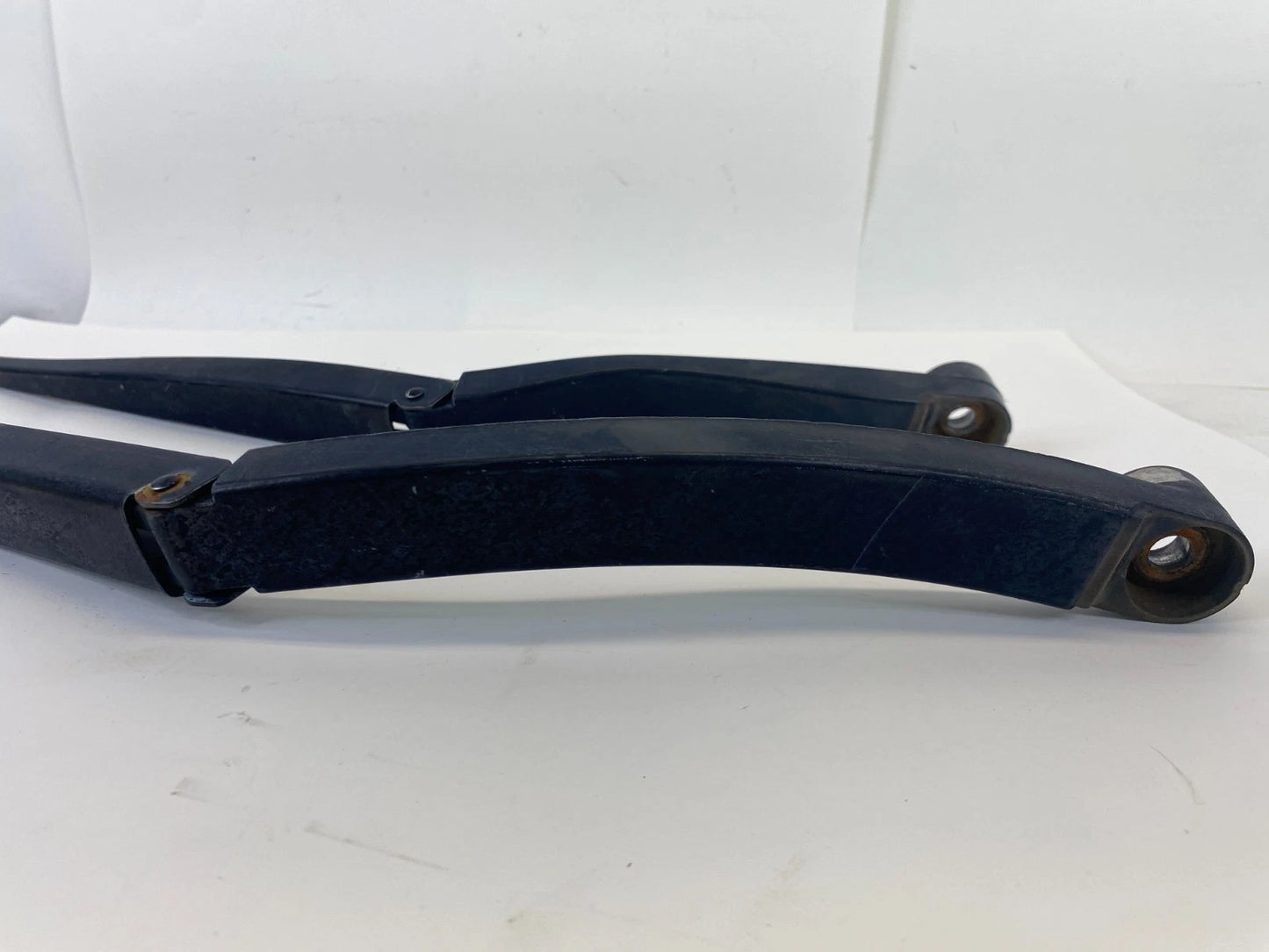 2010-2016 CADILLAC SRX FRONT WINDSHIELD WIPER ARM SET 22872978 OEM FACTORY