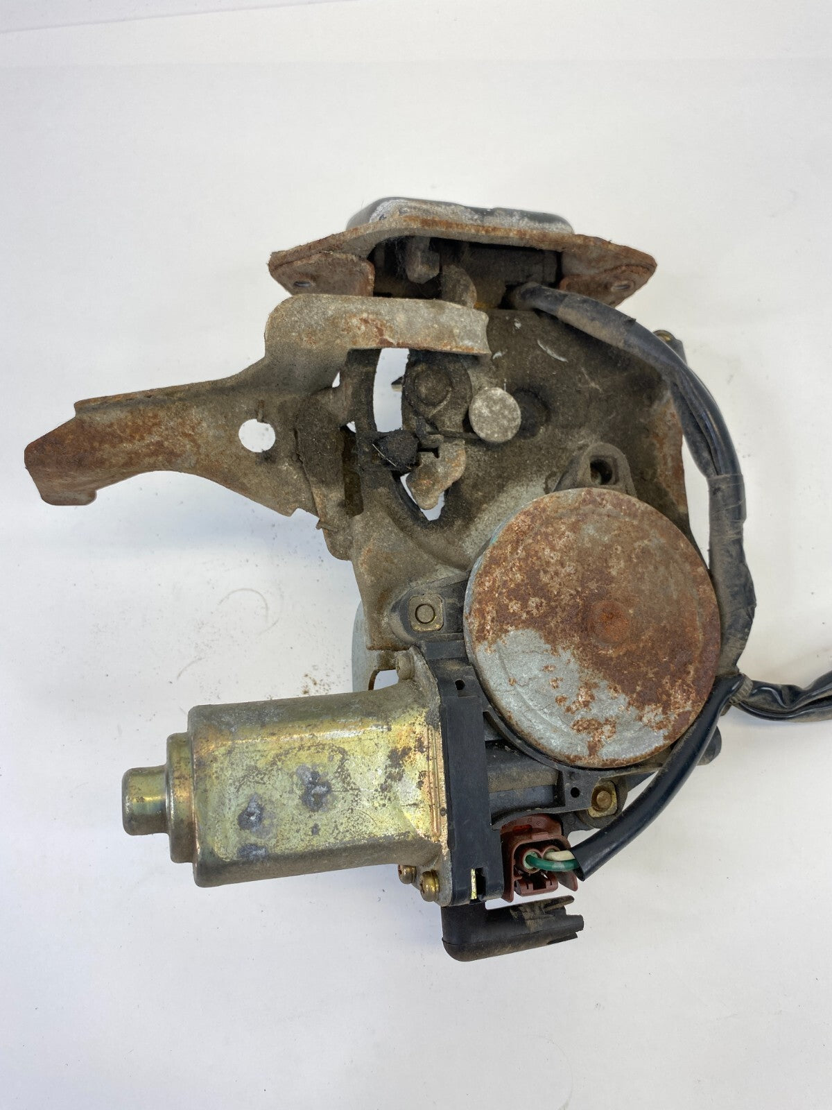 2005-2015 Nissan Armada Rear Trunk Liftgate Lock Latch Actuator 905520-AQ000 OEM