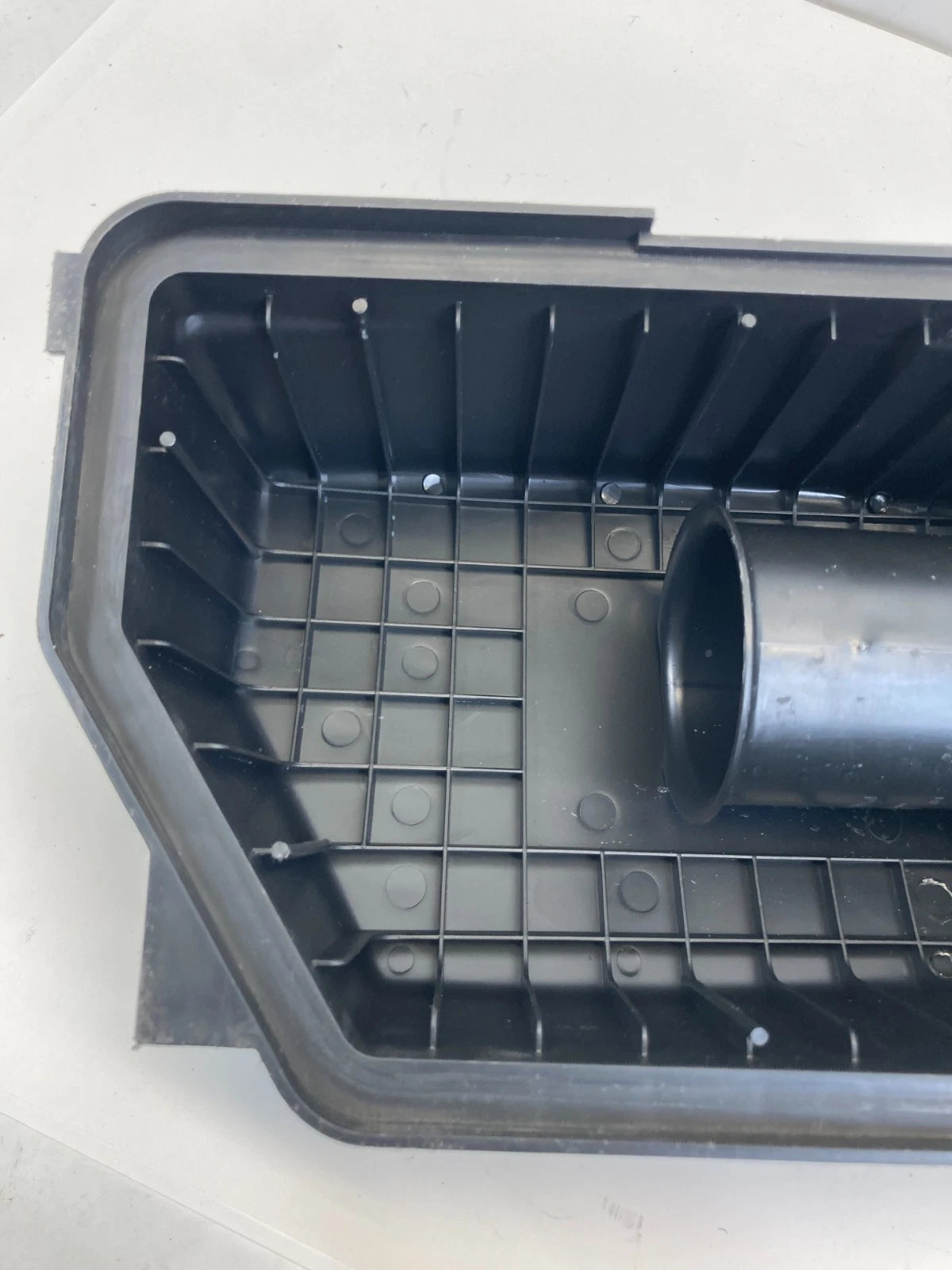 2013-2017 Hyundai Elantra GT 1.8L Air Intake Box Upper Cleaner Cover 28110-A5300