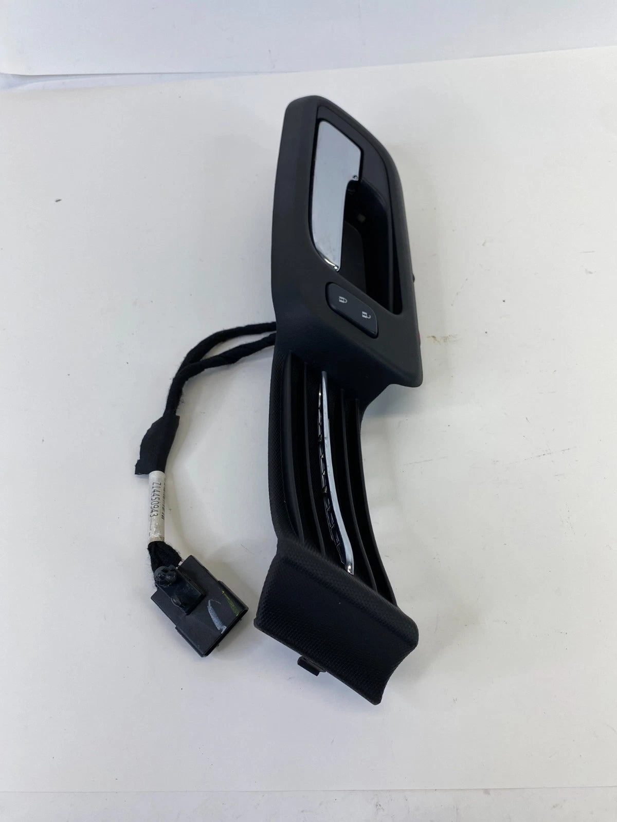 2014-2016 CHEVROLET MALIBU FRONT INNER DOOR HANDLE WITH DOOR LOCK SWITCH OEM