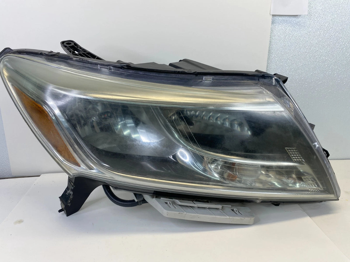 2013-2016 NISSAN PATHFINDER RIGHT PASSENGER SIDE HALOGEN HEADLIGHT HEADLAMP OEM