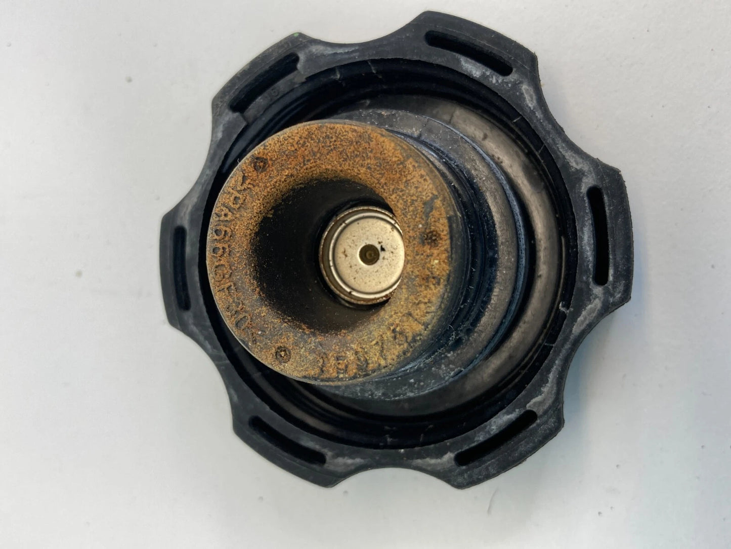 2005-2010 PONTIAC G6 3.5L RADIATOR COOLANT RESERVOIR TANK CAP COVER OEM