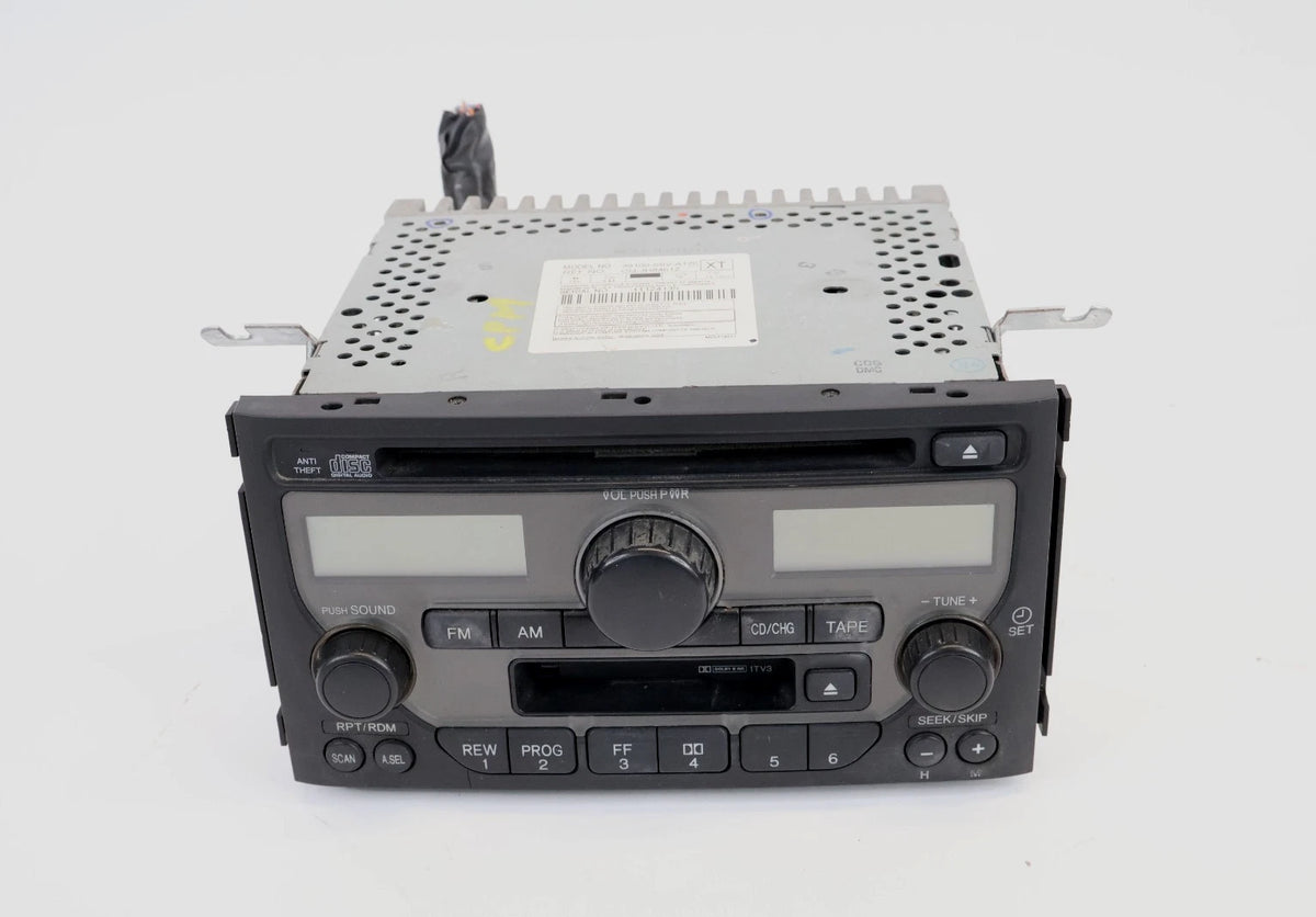 2003-2005 HONDA PILOT AM FM CD CASSETTE RADIO STEREO PLAYER OEM 39100-S9V-A120