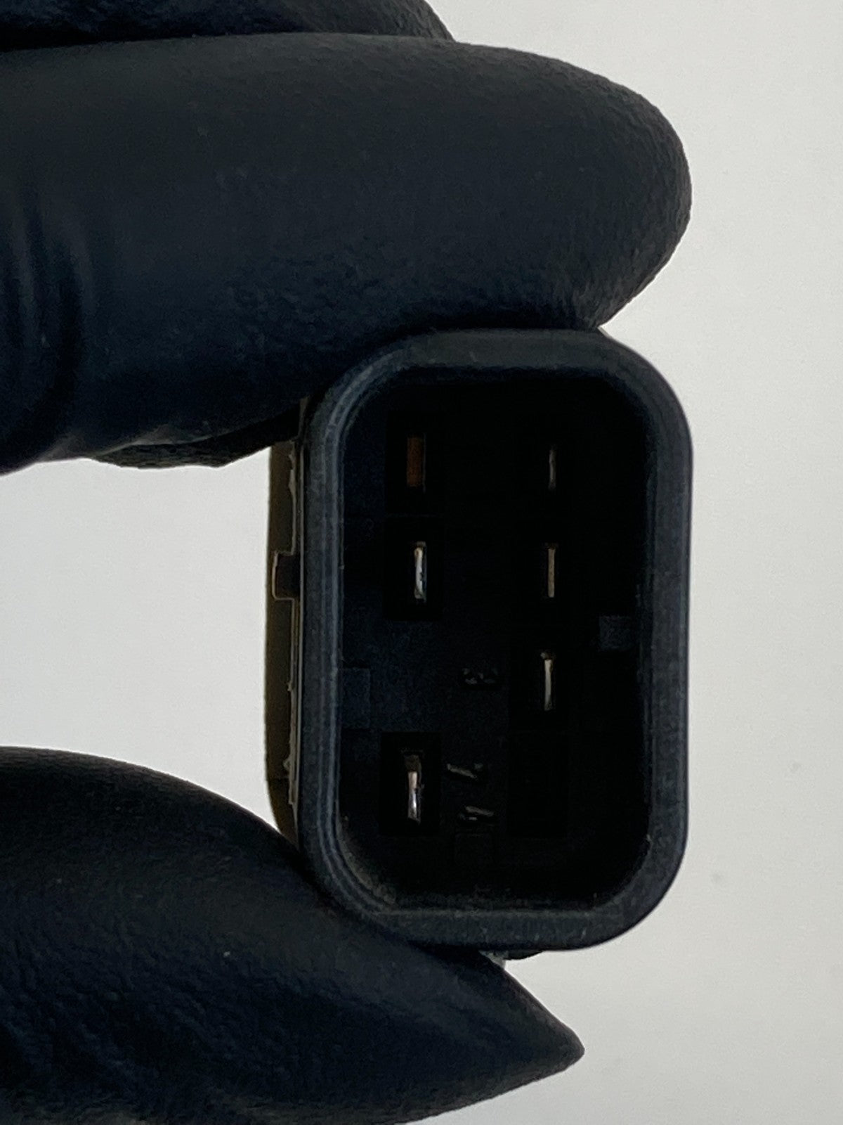 2002-2006 Lincoln Navigator Front Right Seat Lumbar Control Switch 2L7T14B178AA