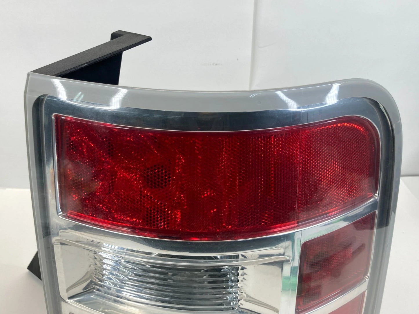 2012-2019 Ford Flex Rear Right Side Tail Light Taillight Lamp CA83-13B504-AB OEM