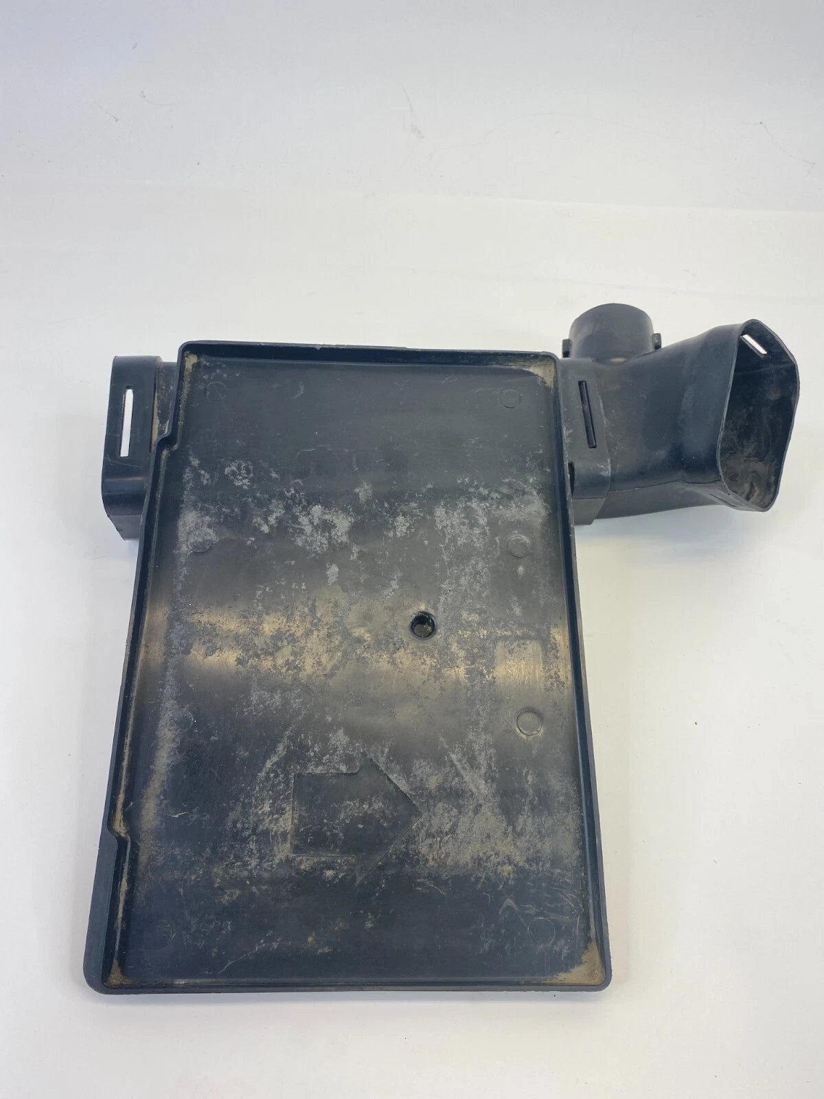 2007-2012 NISSAN SENTRA 2.0L L4 AIR CLEANER INTAKE LOWER DUCT ASSEMBLY OEM