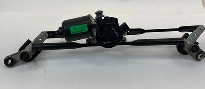 2010-2013 KIA FORTE SEDAN FRONT WIPER MOTOR & TRANSMISSION LINKAGE 981101M00 OEM