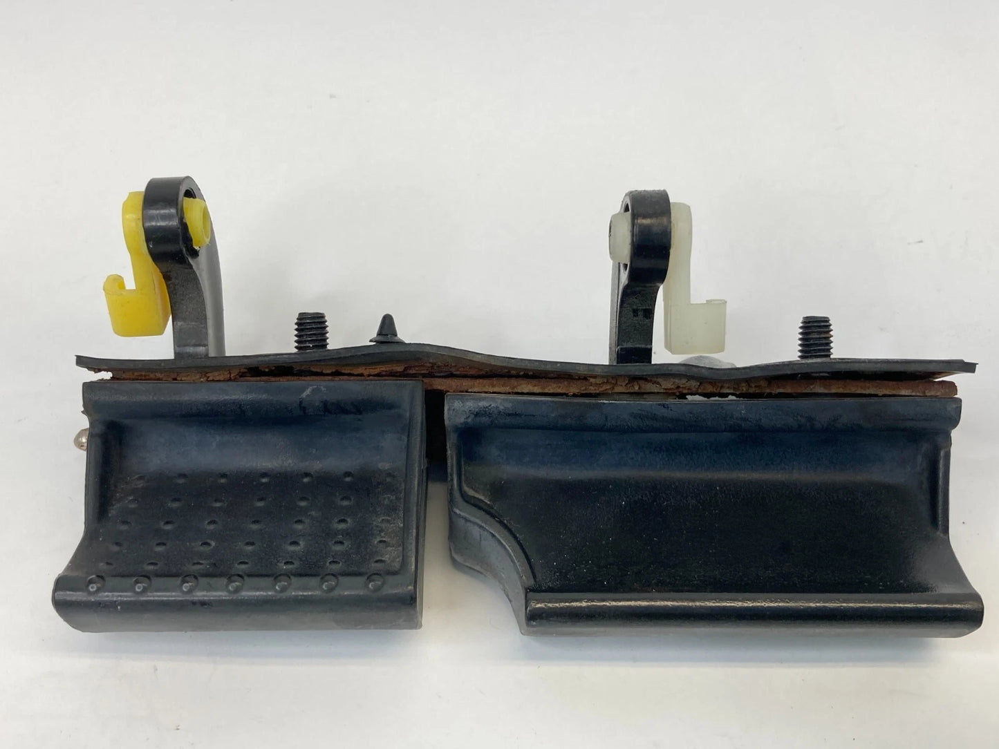 2005-2010 KIA SPORTAGE TAILGATE GLASS OUTSIDE HANDLE CATCH ASSEMBLY 81260-2E000