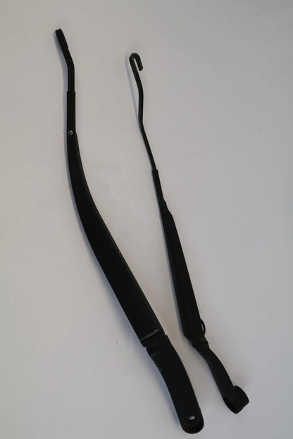 2010-2013 KIA SOUL FRONT WINDSHIELD WIPER ARMS DRIVER PASSENGER PAIR SET OEM