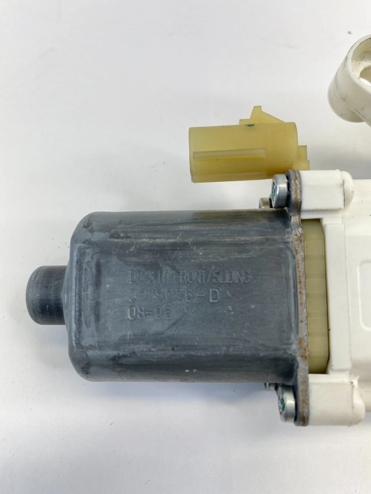 08-16 CHRYSLER TOWN & COUNTRY REAR RIGHT SIDE DOOR POWER WINDOW MOTOR 0130822334