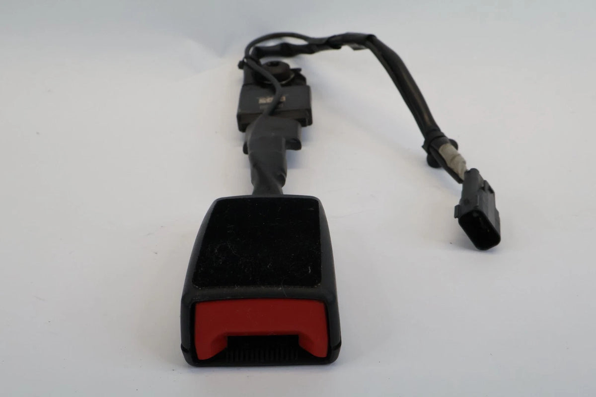 2015-2018 FORD FOCUS FRONT RIGHT PASSENGER SEAT BELT BUCKLE LATCH OEM CJ5461208A