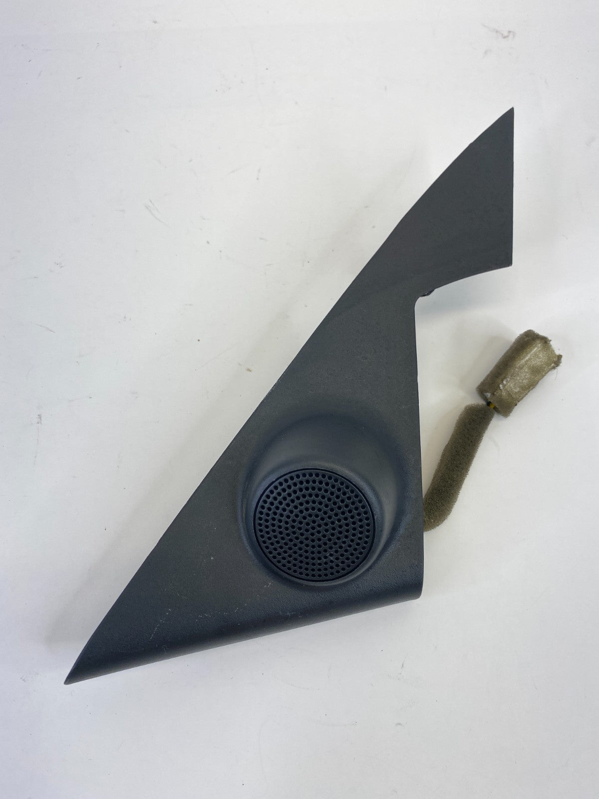 06-10 Kia Optima Front Left Side Tweeter Speaker Corner Cover Bezel 87650-2G020