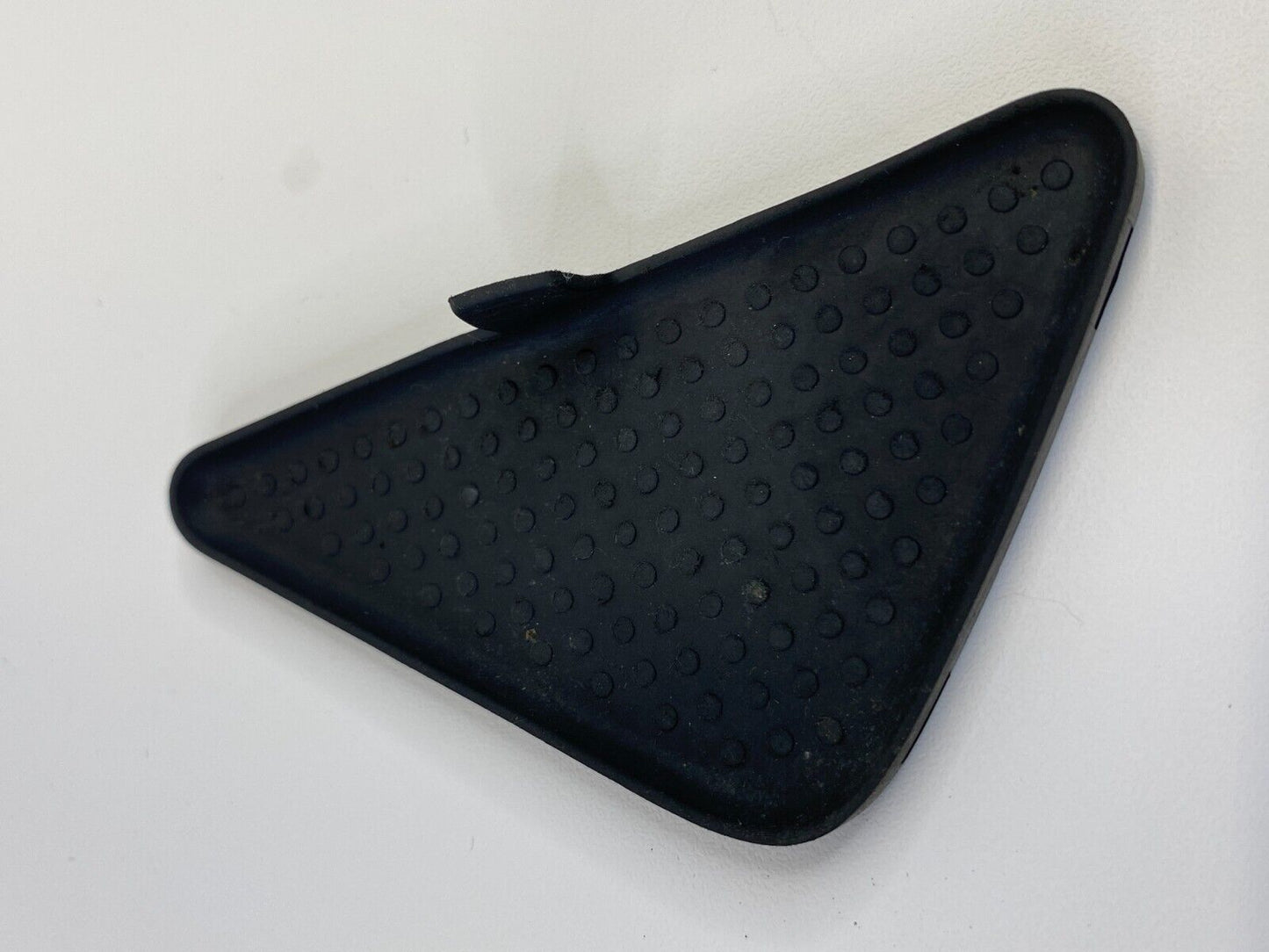 09-17 Volkswagen CC 07-10 Passat Center Console Mat Rubber Insert 3C0-863-328