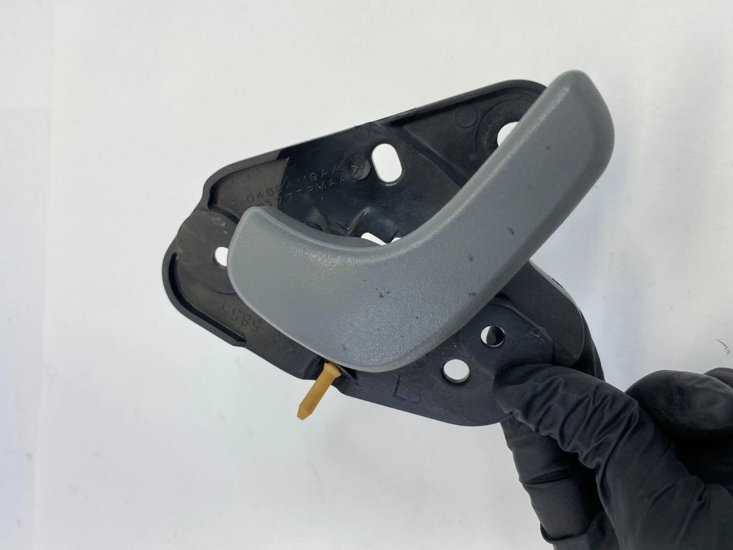 2004-2007 DODGE CARAVAN FRONT LEFT DRIVER SIDE INTERIOR DOOR HANDLE 04894119A